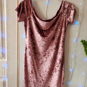 Velvet Like Mini Dress Short Sleeve Pink Small Size Fitting No Material or Brand